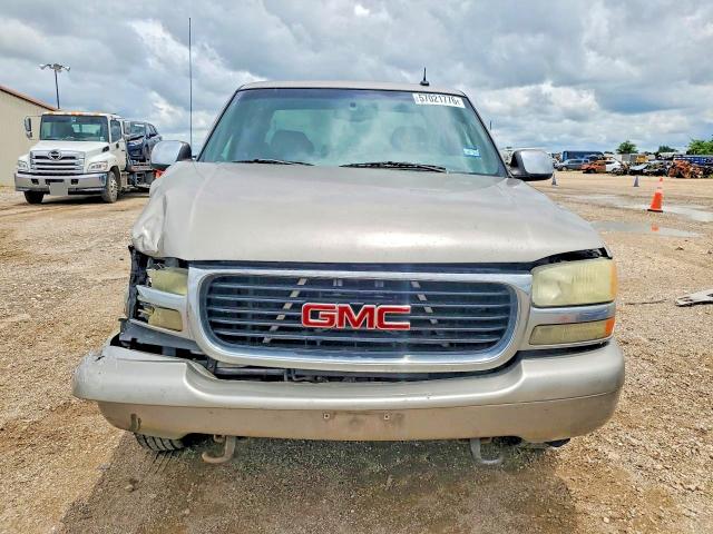 57021776 :رقم المزاد ، 2GTEC19T821370152 vin ، 2002 Gmc New Sierra مزاد بيع