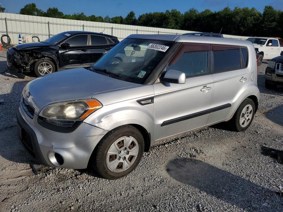 56352246 :رقم المزاد ، KNDJT2A50D7760606 vin ، 2013 Kia Soul مزاد بيع