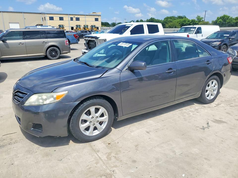 56178136 :رقم المزاد ، 4T1BF3EK5AU567720 vin ، 2010 Toyota Camry مزاد بيع