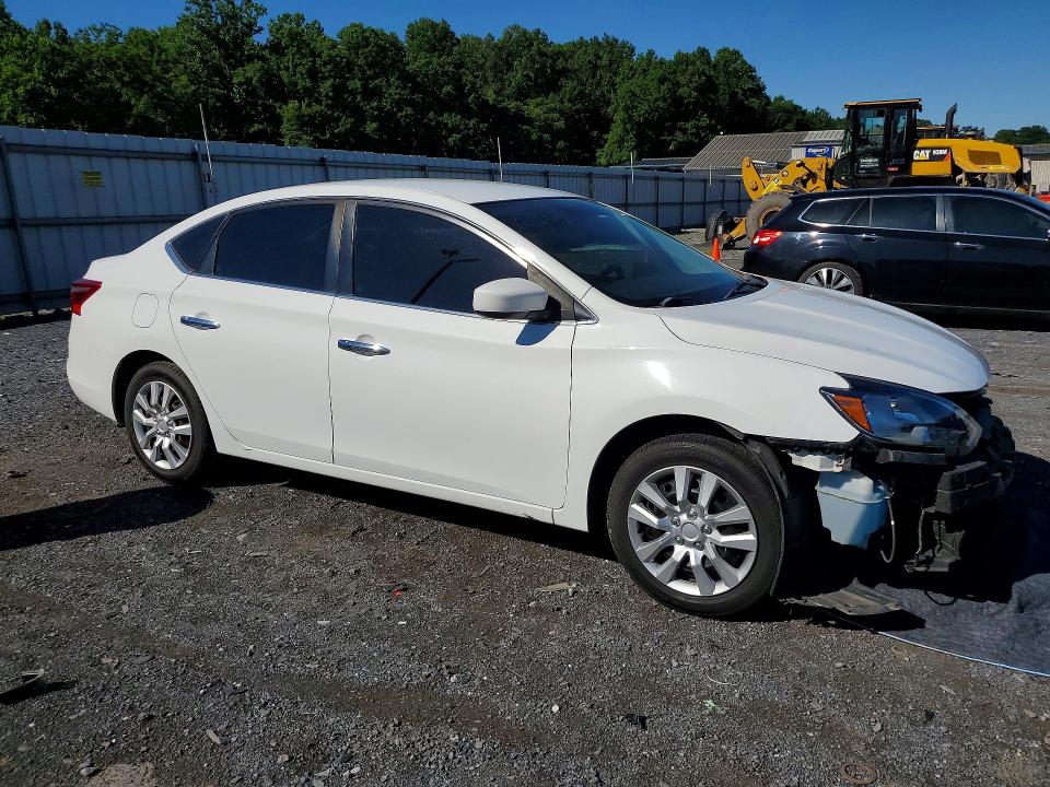 58403586 :رقم المزاد ، 3N1AB7AP4KY245401 vin ، 2019 Nissan Sentra مزاد بيع