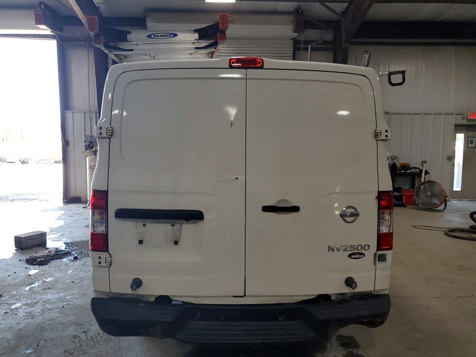 56133816 :رقم المزاد ، 1N6BF0KY2HN809487 vin ، 2017 Nissan Nv مزاد بيع