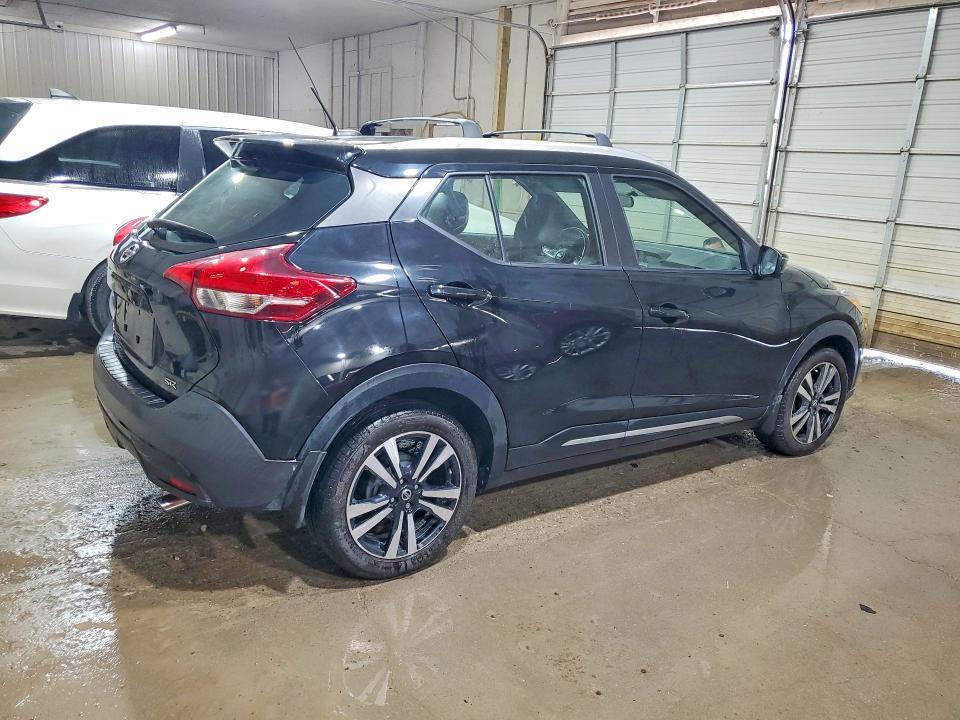 Продажа на аукционе авто 2019 Nissan Kicks, vin: 3N1CP5CU0KL562560, номер лота: 57431006