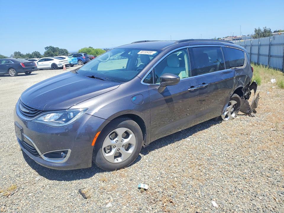 58155456 :رقم المزاد ، 2C4RC1H70JR293587 vin ، 2018 Chrysler Pacifica مزاد بيع