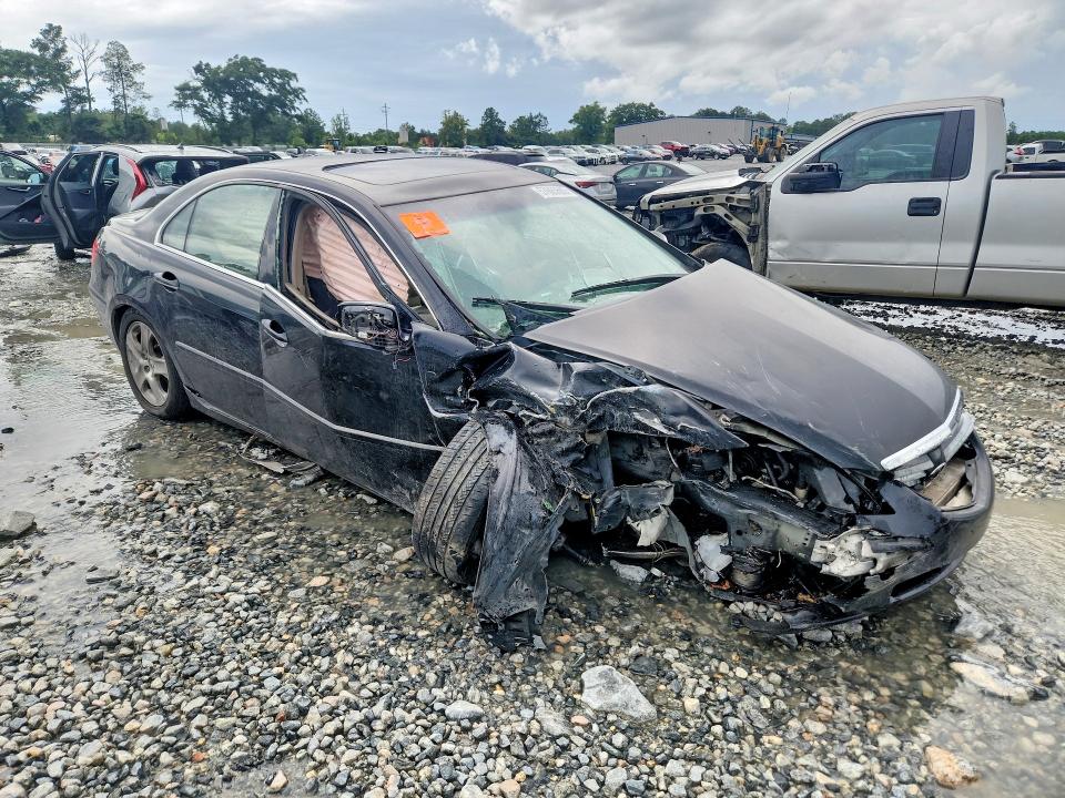 57605686 :رقم المزاد ، JH4KB16575C009276 vin ، 2005 Acura Rl مزاد بيع