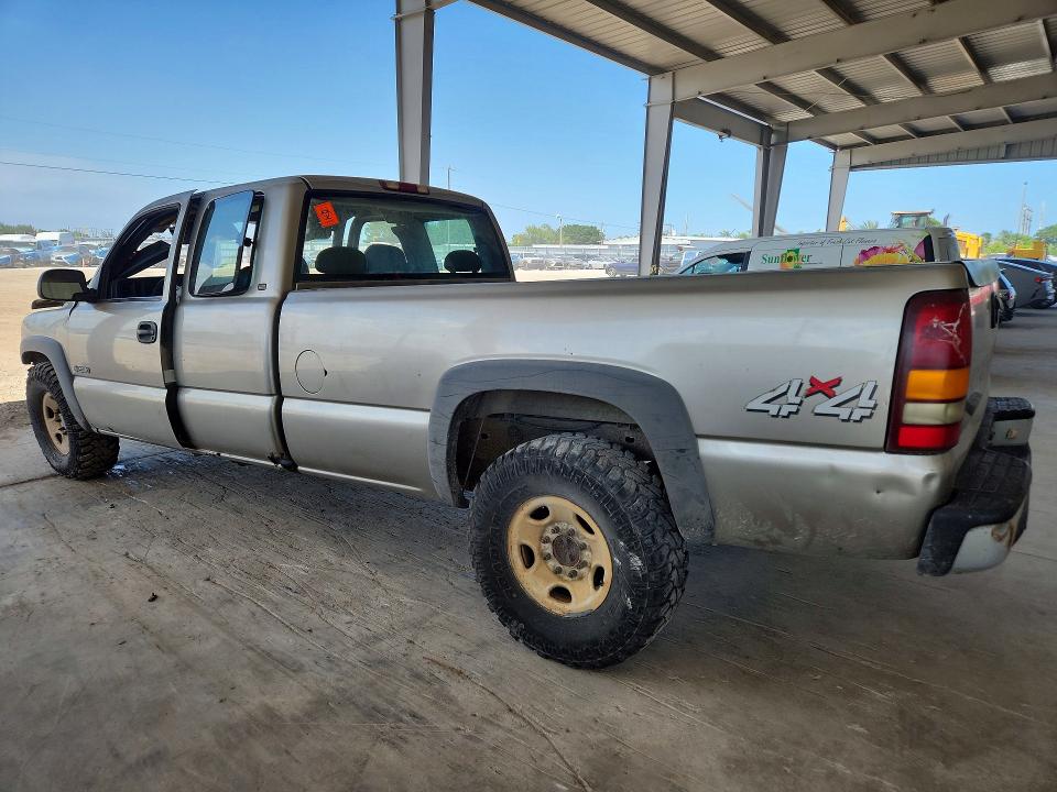 Продаж на аукціоні авто 2000 Chevrolet Silverado, vin: 1GCGK29U9YE140430, номер лоту: 57491706