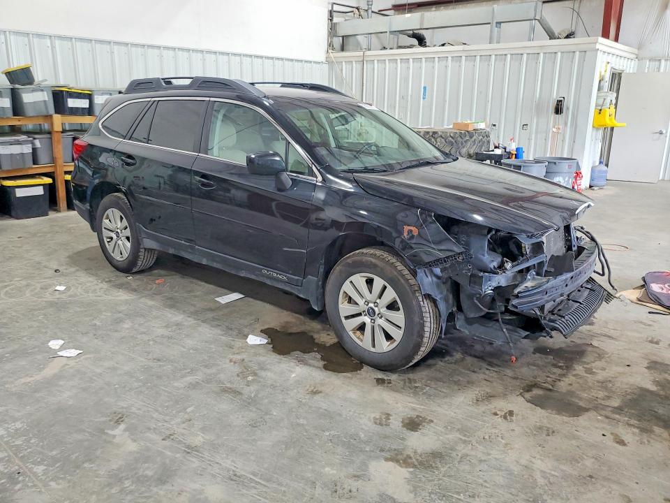 56062186 :رقم المزاد ، 4S4BSACC5F3338768 vin ، 2015 Subaru Outback مزاد بيع