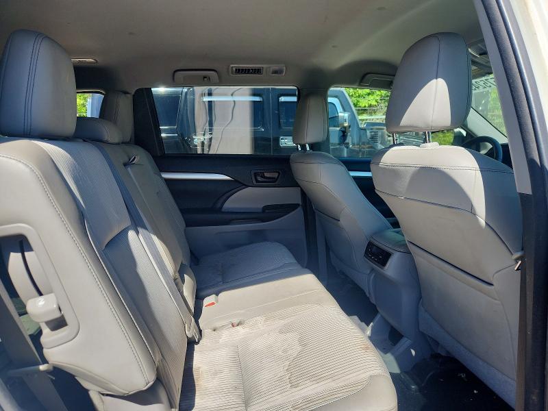 Aukcja sprzedaży 2015 Toyota Highlander, vin: 5TDBKRFH6FS088692, numer aukcji: 55752456