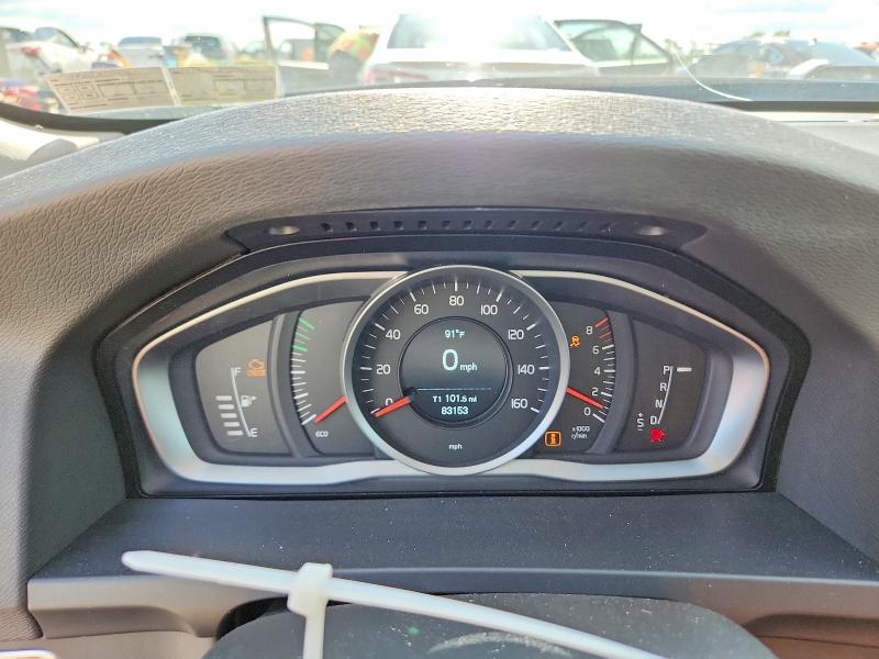 Продаж на аукціоні авто 2018 Volvo V60, vin: YV140MSLXJ2383610, номер лоту: 55894026
