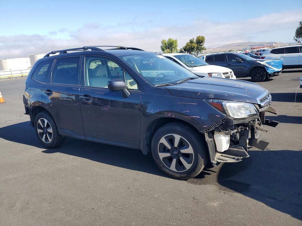 Продажа на аукционе авто 2017 Subaru Forester, vin: JF2SJADC7HH413127, номер лота: 57216026