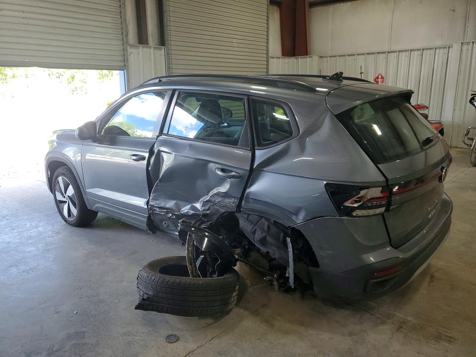 Продажа на аукционе авто 2025 Volkswagen Taos, vin: 3VV8C7B21SM060081, номер лота: 57761856