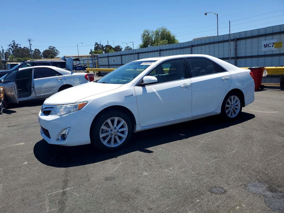 2013 Toyota Camry Hybrid მანქანა იყიდება აუქციონზე, vin: 4T1BD1FK3DU091772, აუქციონის ნომერი: 55845236