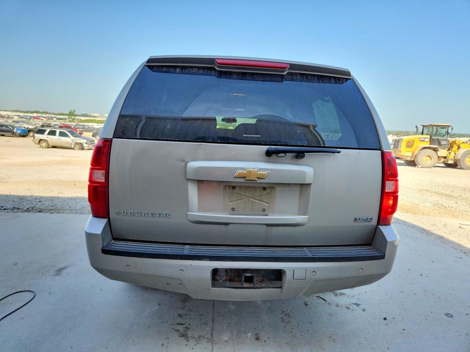 Продажа на аукционе авто 2007 Chevrolet Suburban, vin: 3GNFK163X7G188969, номер лота: 58565096