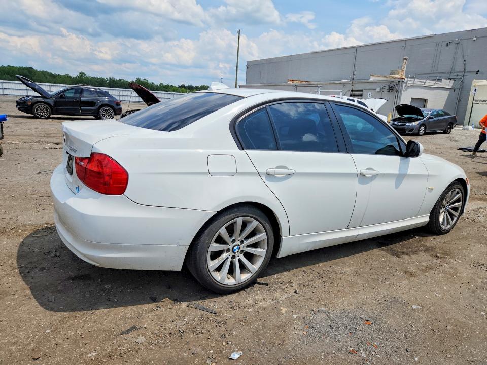 2011 Bmw 328 მანქანა იყიდება აუქციონზე, vin: WBAPH5G50BNM78413, აუქციონის ნომერი: 58448166