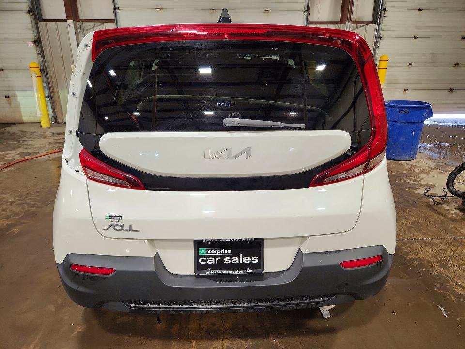 56414486 :رقم المزاد ، KNDJ23AU1N7803531 vin ، 2022 Kia Soul مزاد بيع