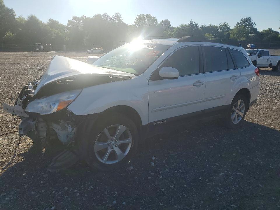 57386996 :رقم المزاد ، 4S4BRCLC6E3258031 vin ، 2014 Subaru Outback مزاد بيع