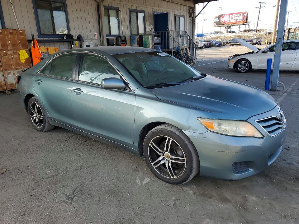 2011 Toyota Camry მანქანა იყიდება აუქციონზე, vin: 4T1BF3EK8BU617477, აუქციონის ნომერი: 57082126