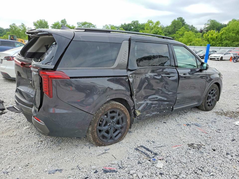 2025 Kia Carnival მანქანა იყიდება აუქციონზე, vin: KNDNE5K31S6489746, აუქციონის ნომერი: 56582356