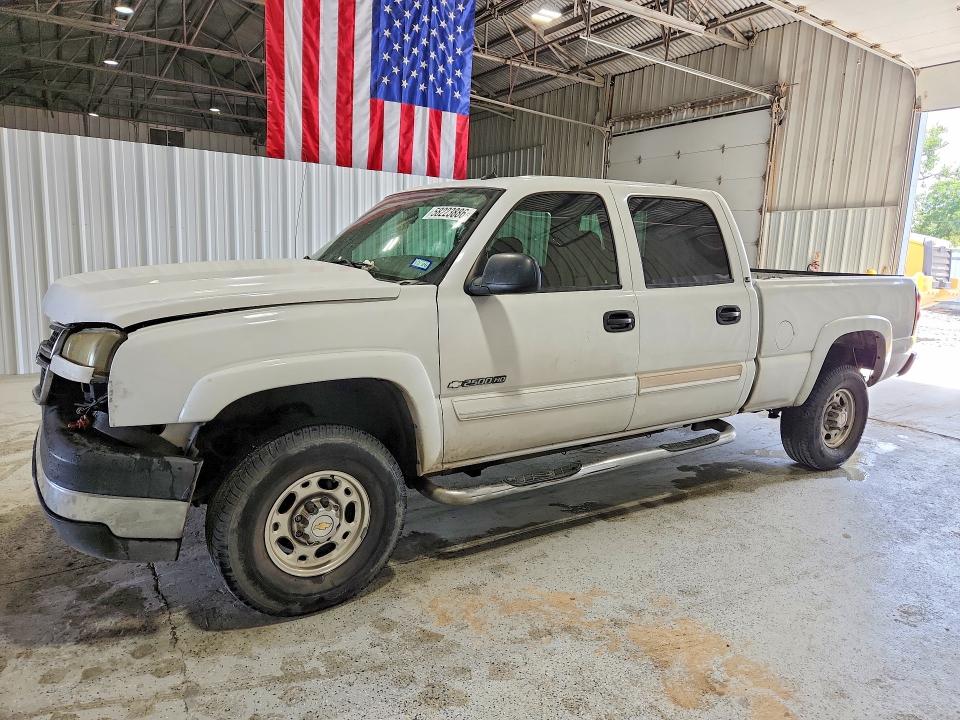 58223886 :رقم المزاد ، 1GCHC23U55F838842 vin ، 2005 Chevrolet Silverado مزاد بيع