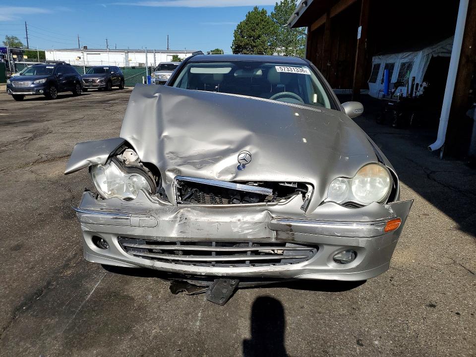 Продажа на аукционе авто 2005 Mercedes-benz C, vin: WDBRF84JX5F583462, номер лота: 57331336