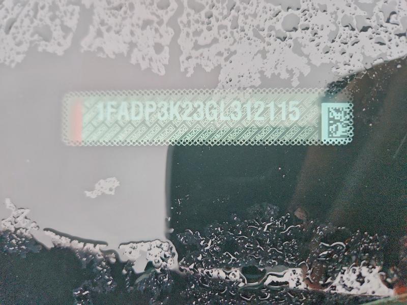 56652296 :رقم المزاد ، 1FADP3K23GL312115 vin ، 2016 Ford Focus مزاد بيع