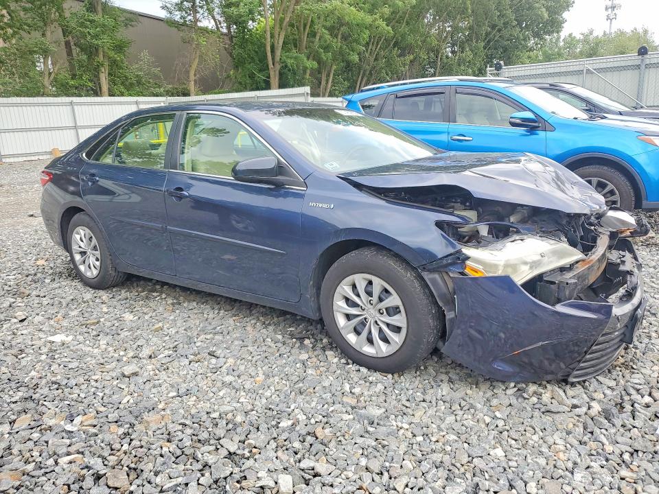 2015 Toyota Camry Hybrid მანქანა იყიდება აუქციონზე, vin: 4T1BD1FK0FU162560, აუქციონის ნომერი: 57462856