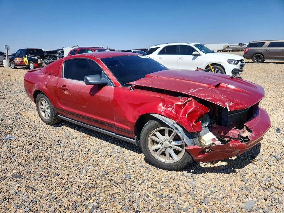 56833376 :رقم المزاد ، 1ZVHT80N985132979 vin ، 2008 Ford Mustang مزاد بيع