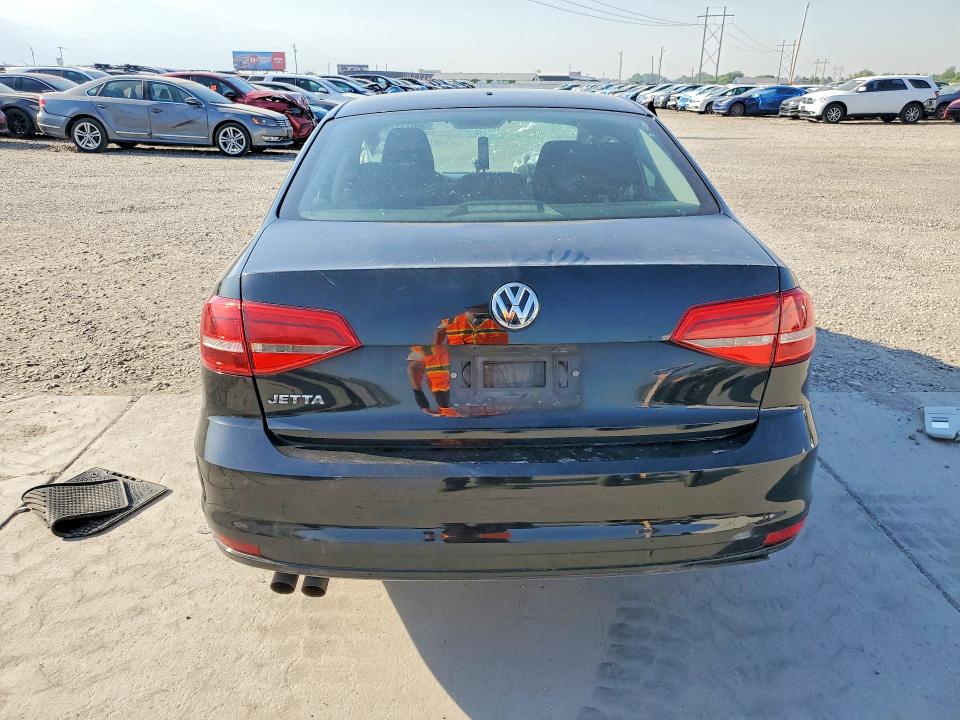 58617176 :رقم المزاد ، 3VW2K7AJ0FM350654 vin ، 2015 Volkswagen Jetta مزاد بيع
