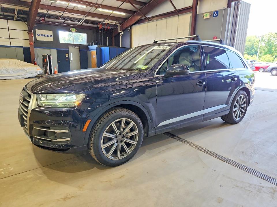 58945706 :رقم المزاد ، WA1VAAF7XHD036659 vin ، 2017 Audi Q7 مزاد بيع