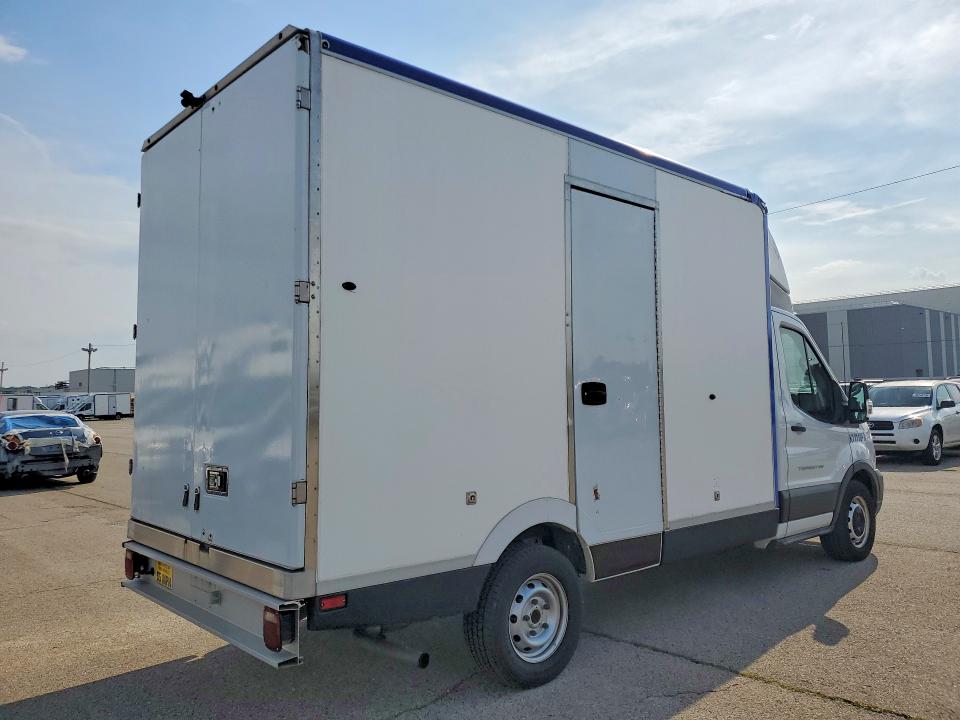 2022 Ford Transit მანქანა იყიდება აუქციონზე, vin: 1FDBW5Z85NKA39963, აუქციონის ნომერი: 55896986