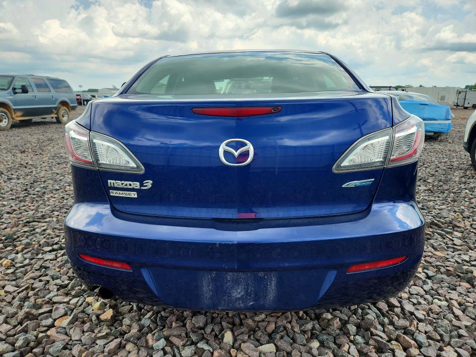 2013 Mazda 3 მანქანა იყიდება აუქციონზე, vin: JM1BL1W77D1798233, აუქციონის ნომერი: 54912456