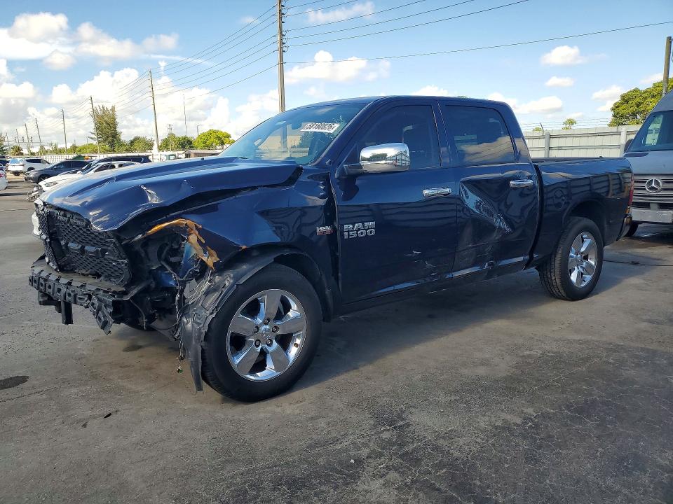 Auction sale of the 2017 Ram 1500, vin: 1C6RR7KT6HS705941, lot number: 58160826