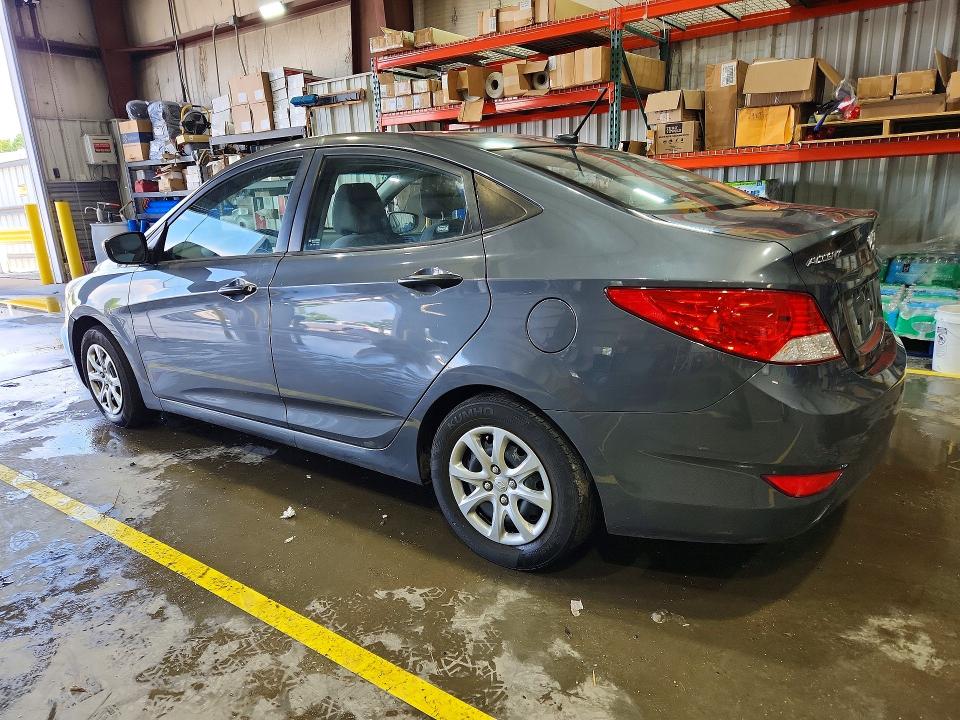 2012 Hyundai Accent მანქანა იყიდება აუქციონზე, vin: KMHCT4AE2CU090282, აუქციონის ნომერი: 56801096