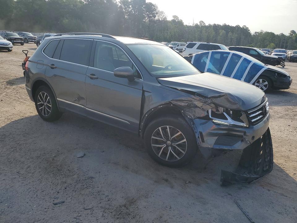 2018 Volkswagen Tiguan მანქანა იყიდება აუქციონზე, vin: 3VV3B7AXXJM205529, აუქციონის ნომერი: 58695246