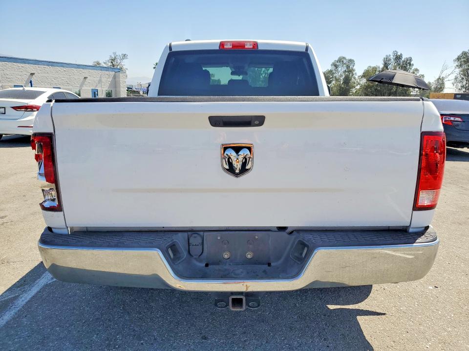 Продаж на аукціоні авто 2018 Ram 1500, vin: 1C6RR6FM6JS225935, номер лоту: 55543696