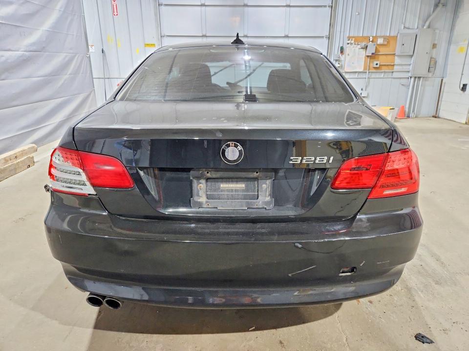 2008 Bmw 328 მანქანა იყიდება აუქციონზე, vin: WBAWB33508P135606, აუქციონის ნომერი: 55878426