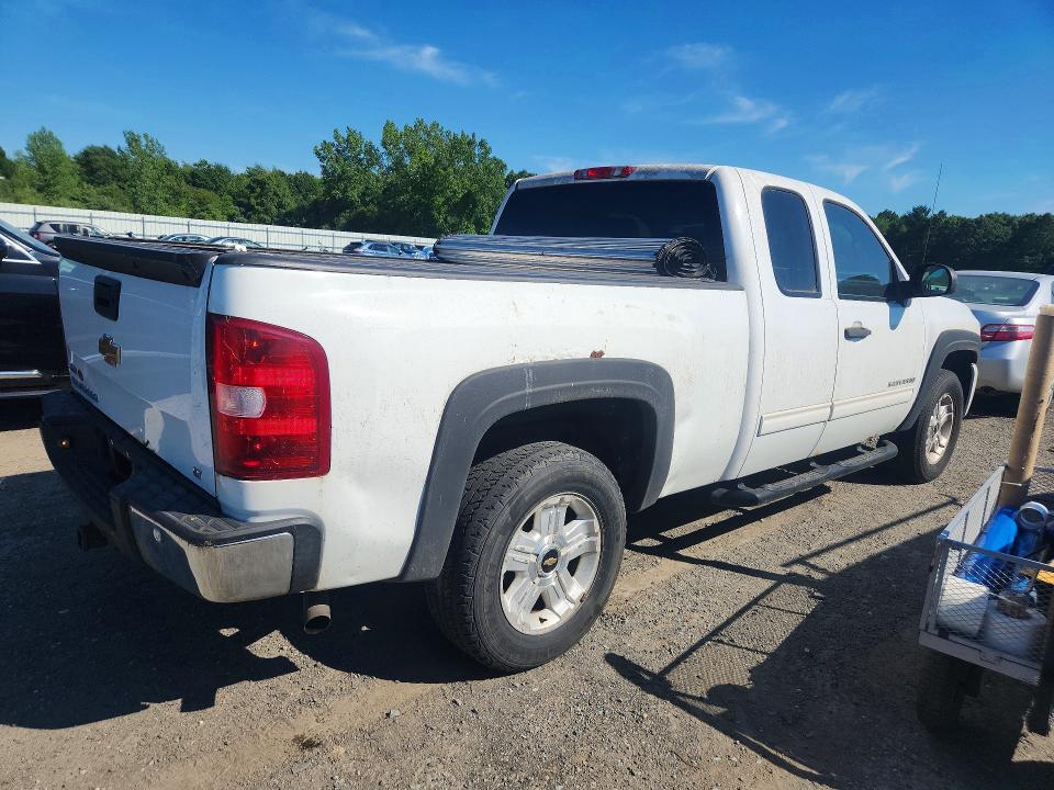 58365726 :رقم المزاد ، 1GCRKSE31BZ124017 vin ، 2011 Chevrolet Silverado 1500 مزاد بيع