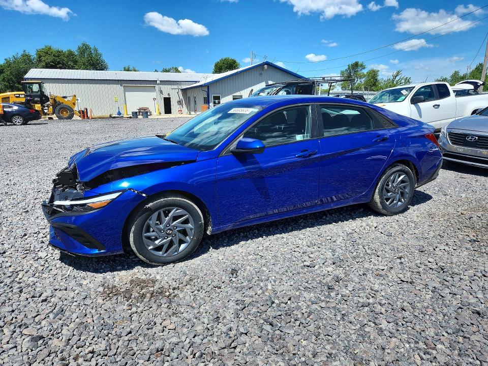 56695636 :رقم المزاد ، KMHLM4DJ4TU192138 vin ، 2026 Hyundai Elantra Hybrid مزاد بيع