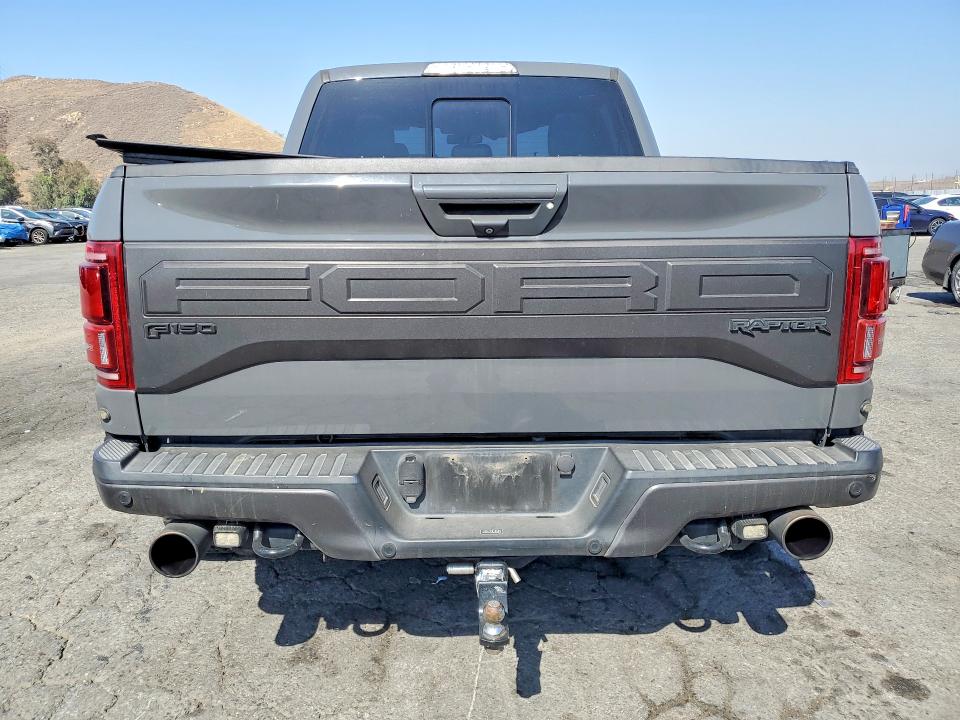 55352316 :رقم المزاد ، 1FTFW1RG5JFA18846 vin ، 2018 Ford F150 مزاد بيع