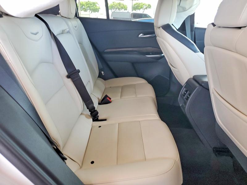 58875546 :رقم المزاد ، 1GYFZER4XPF101745 vin ، 2023 Cadillac Xt4 مزاد بيع