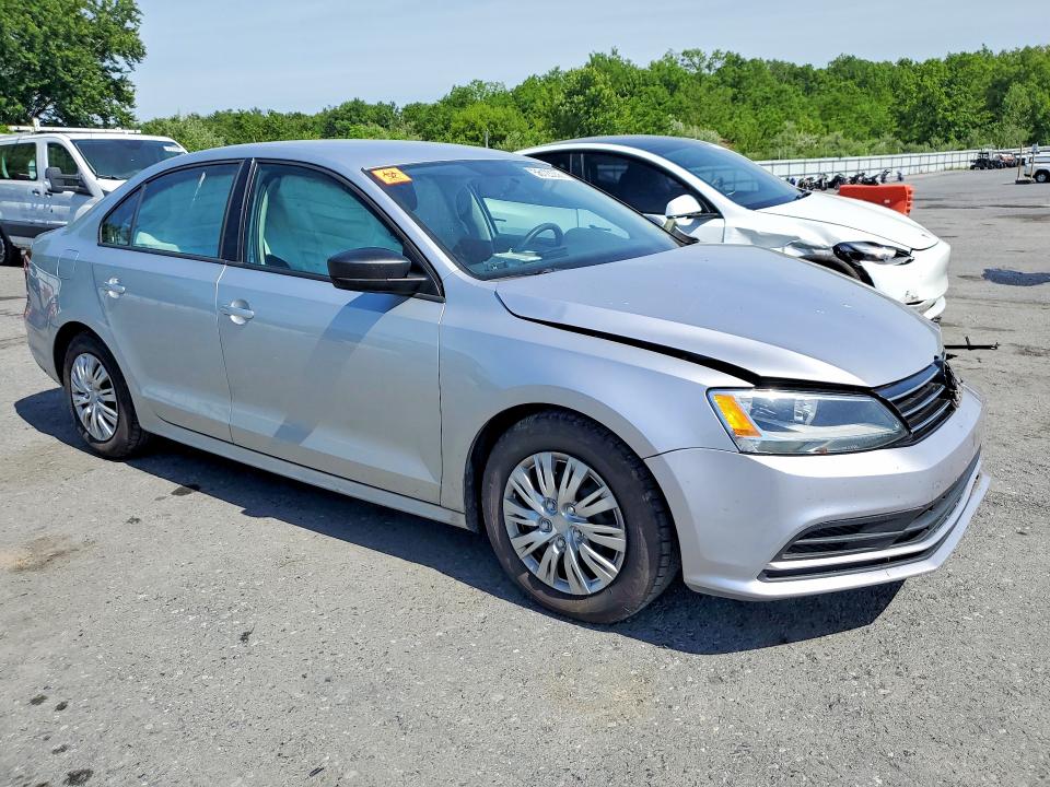 56123356 :رقم المزاد ، 3VW167AJ5GM343250 vin ، 2016 Volkswagen Jetta مزاد بيع