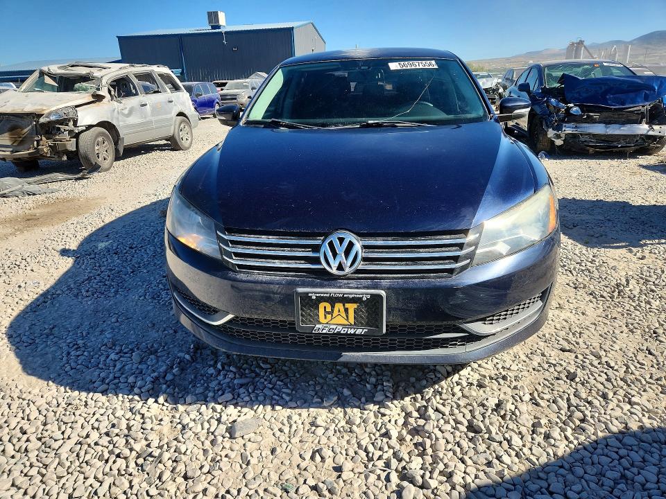 56967556 :رقم المزاد ، 1VWAT7A38EC075402 vin ، 2014 Volkswagen Passat مزاد بيع