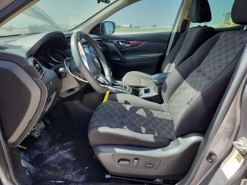 59189216 :رقم المزاد ، JN1BJ1CP8JW185839 vin ، 2018 Nissan Rogue Sport مزاد بيع