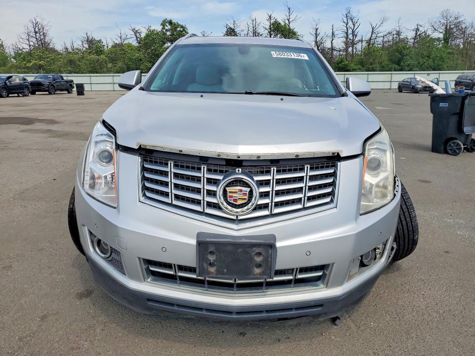 58033136 :رقم المزاد ، 3GYFNBE30GS509500 vin ، 2016 Cadillac Srx مزاد بيع