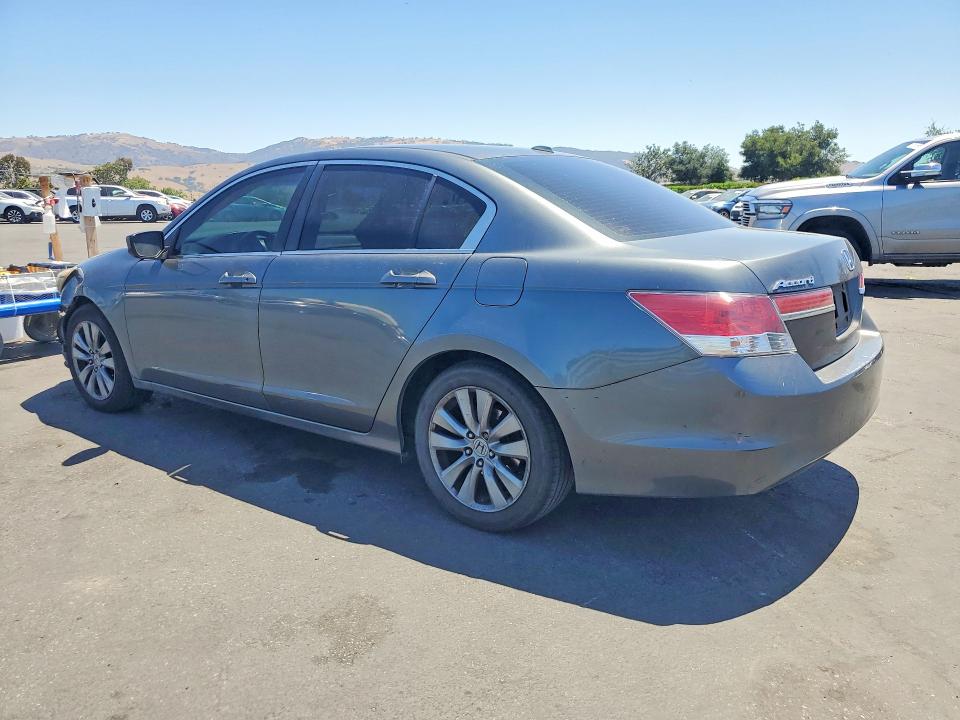 58515236 :رقم المزاد ، 1HGCP2F85CA076220 vin ، 2012 Honda Accord مزاد بيع