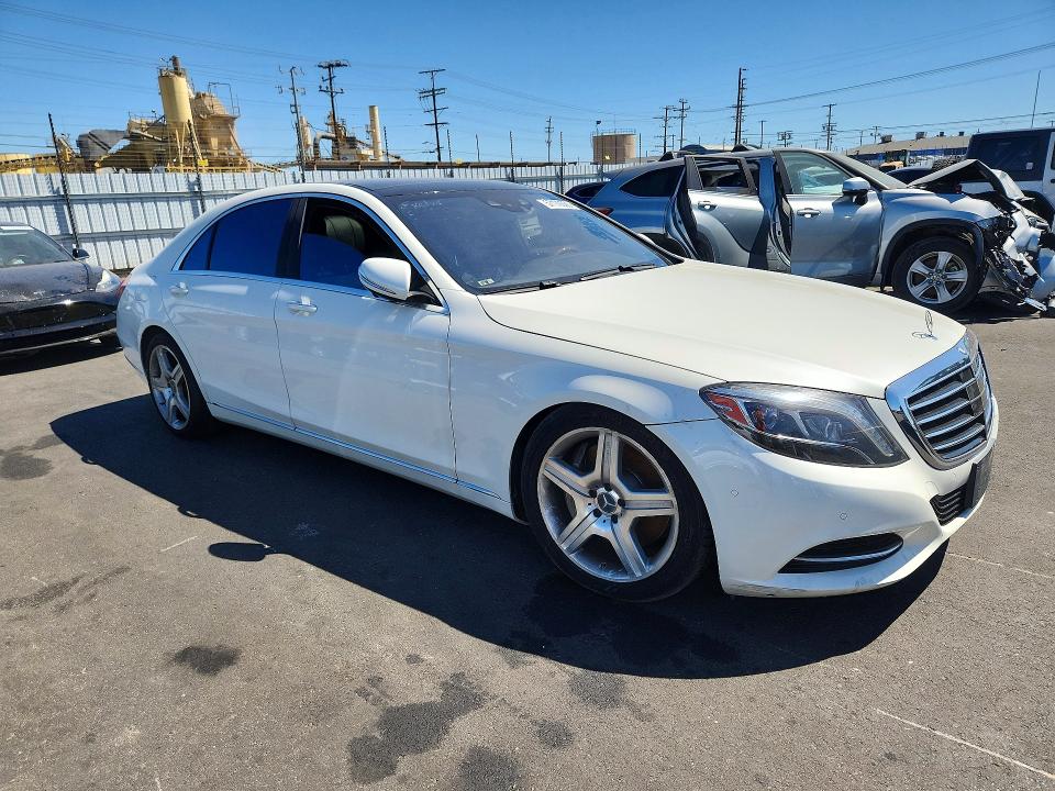 57170596 :رقم المزاد ، WDDUG8CB3EA060080 vin ، 2014 Mercedes-benz S مزاد بيع