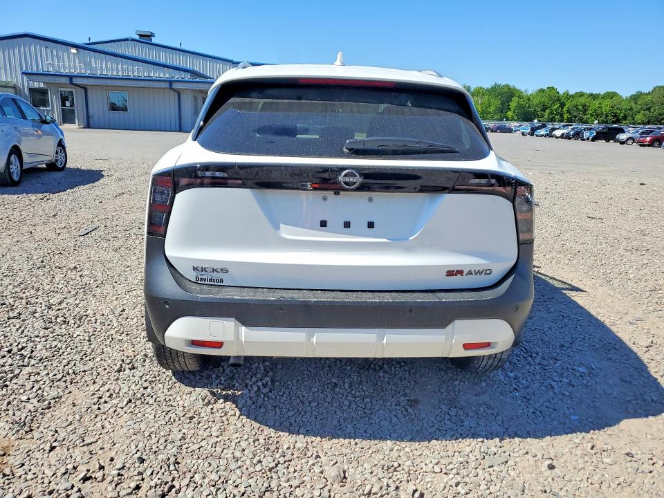 55822596 :رقم المزاد ، 3N8AP6DB9SL345276 vin ، 2025 Nissan Kicks مزاد بيع