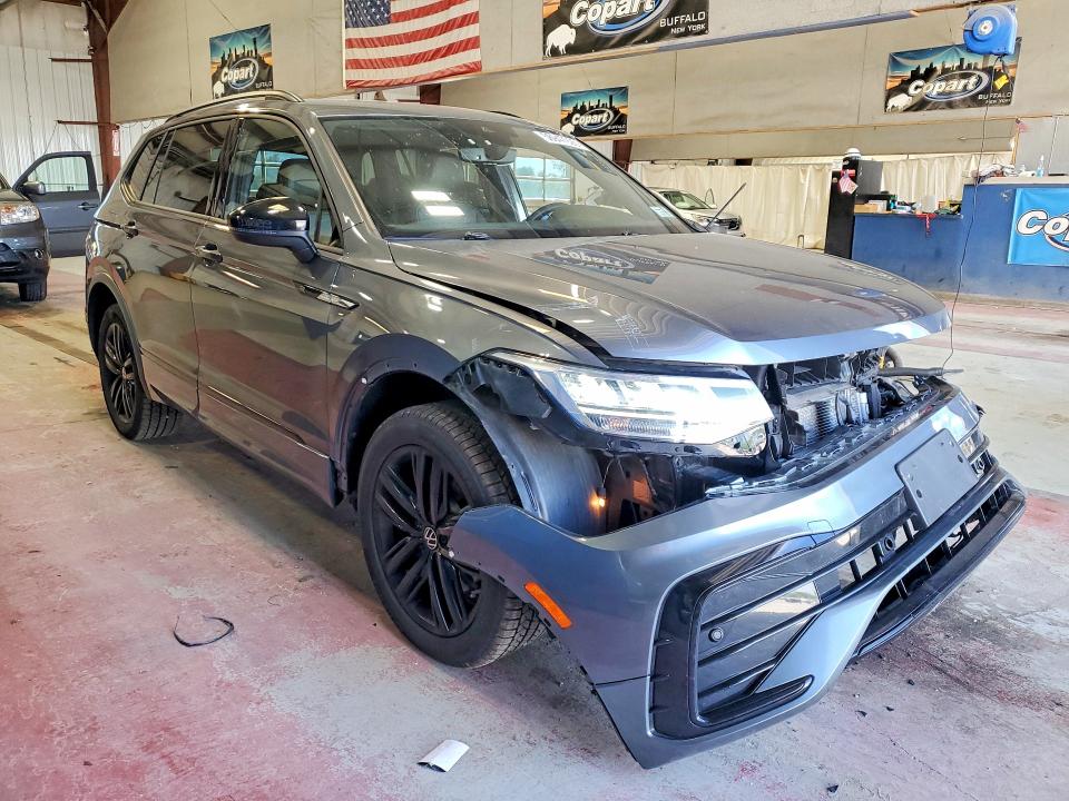 Продаж на аукціоні авто 2022 Volkswagen Tiguan, vin: 3VV8B7AX0NM098521, номер лоту: 56947926