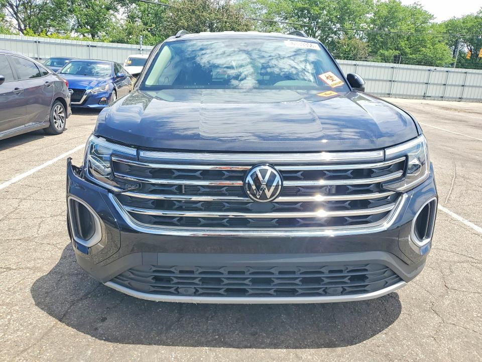 56639356 :رقم المزاد ، 1V2HN2CA0TC557576 vin ، 2026 Volkswagen Atlas مزاد بيع