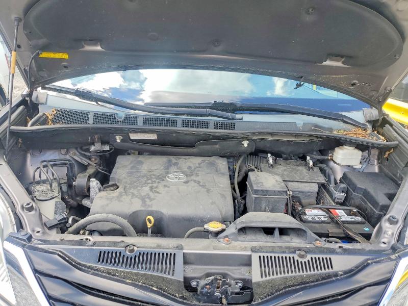 Aukcja sprzedaży 2014 Toyota Sienna, vin: 5TDKK3DC2ES497677, numer aukcji: 57565666