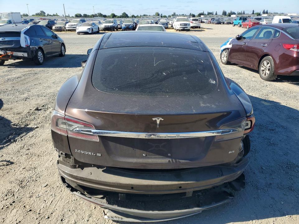 58951266 :رقم المزاد ، 5YJSA1CN1DFP27464 vin ، 2013 Tesla Model S مزاد بيع